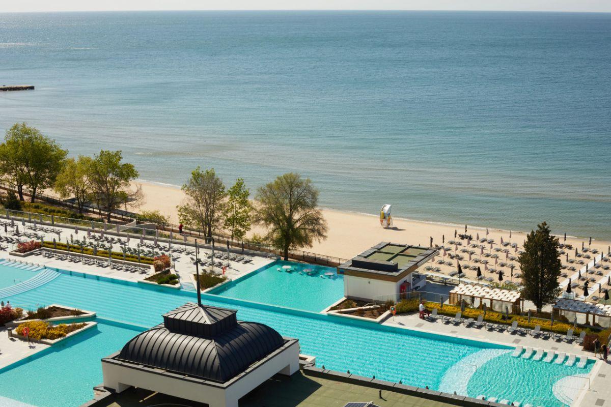 CAMERĂ DUBLĂ DELUXE CU VEDERE LA MARE, VEDERE FRONTALĂ Secrets Sunny Beach Resort & Spa CAMERĂ DUBLĂ DELUXE CU VEDERE LA MARE, VEDERE FRONTALĂ Secrets Sunny Beach Resort & Spa
