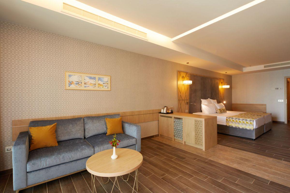 SUITE JUNIOR Secrets Sunny Beach Resort & Spa SUITE JUNIOR Secrets Sunny Beach Resort & Spa