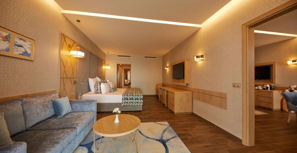 Secrets Sunny Beach Resort & Spa Burgas   Secrets Sunny Beach Resort & Spa Burgas